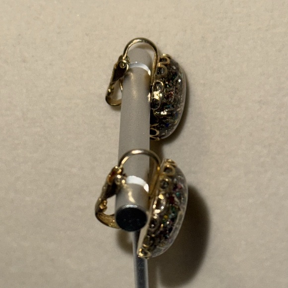 Vintage Sarah Coventry Lucite & Glitter Confetti Multicolor Clip On Earring - Picture 8 of 15
